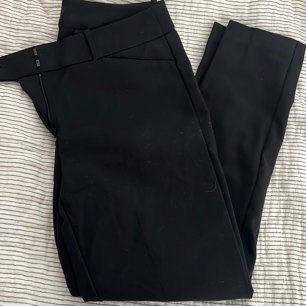 Marissa Loft pant black skinny size 6 like new.